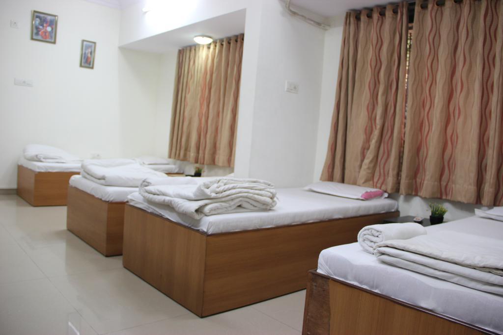 Sohum Habitat Goregaon Exhibition Centre Hotel Bombay Exterior foto